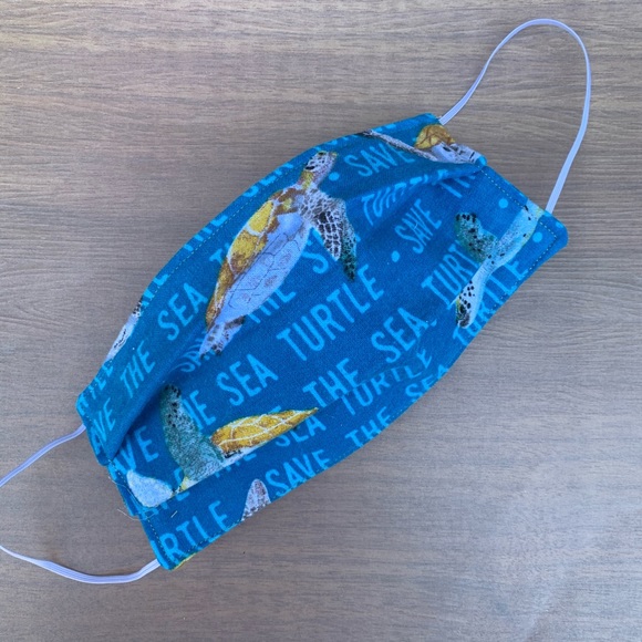 Handmade facemask-SaveTurtle - Picture 2 of 3